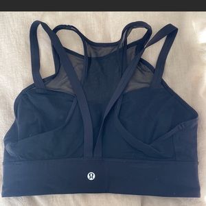 Lululemon sports bra size 8